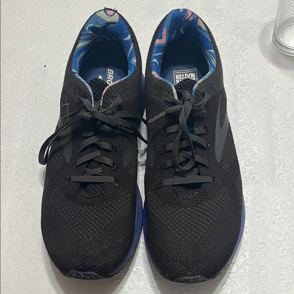 Brooks revel 5 Black Running Shoes with Blue Highlights